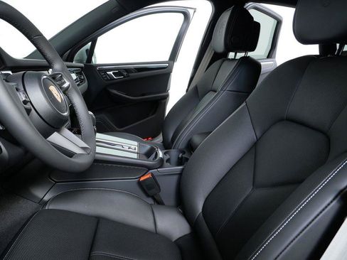 New 2026 Porsche Macan S AWD/4WD image 5