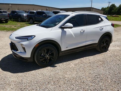 New 2026 Buick Encore GX Sport Touring w/ Comfort Package FWD image 7
