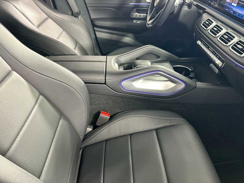 Certified 2025 Mercedes-Benz GLE 350 4MATIC image 18