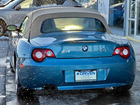 Used 2005 BMW Z4 3.0i image 3