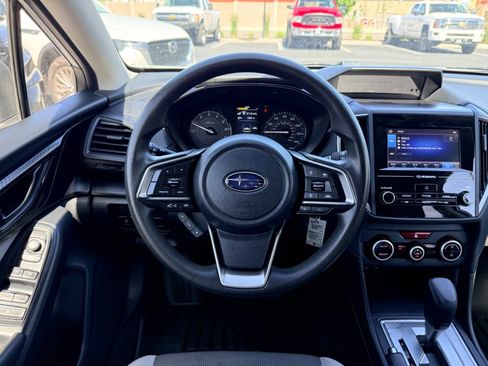 Used 2020 Subaru Crosstrek 2.0i AWD/4WD image 11