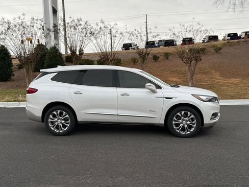 Used 2019 Buick Enclave Avenir w/ Avenir Technology Package image 6