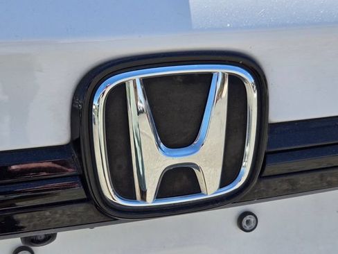 Used 2025 Honda Odyssey Sport-L image 16