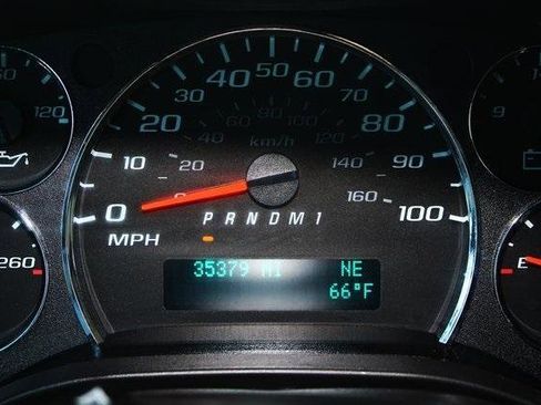 Used 2024 Chevrolet Express 3500 LT w/ LT Preferred Equipment Group image 14