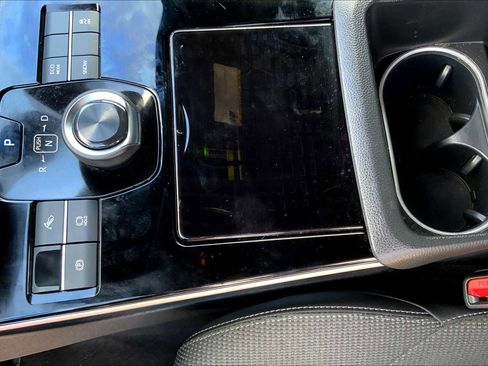 Used 2023 Toyota bZ4X XLE image 27