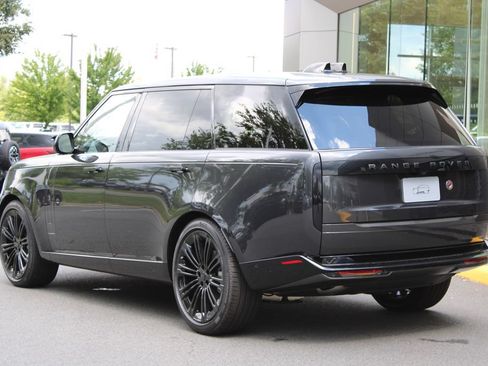 New 2026 Land Rover Range Rover Long Wheelbase SE AWD/4WD image 6