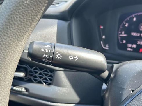 Used 2025 Honda Accord SE image 27