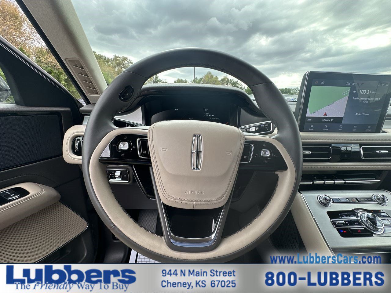 Used 2023 Lincoln Aviator 2WD w/ Premium Package image 14