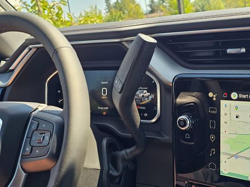 New 2026 GMC Sierra 3500 Denali w/ Denali Reserve Package AWD/4WD image 37