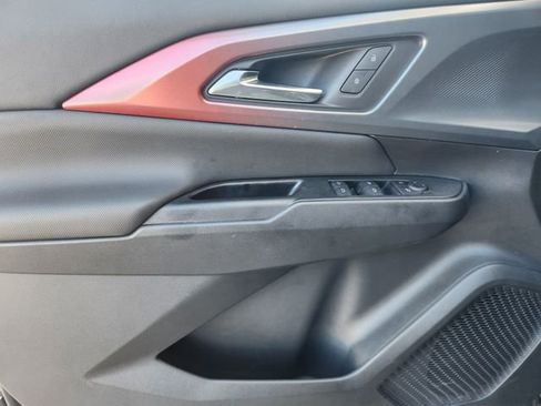 Used 2024 Chevrolet Equinox EV RS image 21