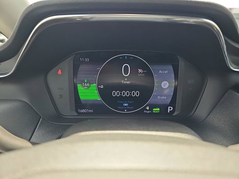 Used 2022 Chevrolet Bolt LT FWD image 16