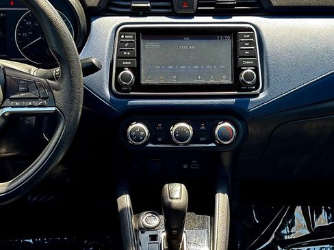 Used 2023 Nissan Versa SV FWD image 22