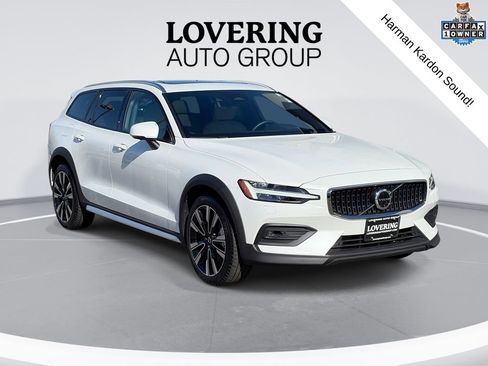Certified 2026 Volvo V60 B5 Cross Country Ultra AWD/4WD image 1