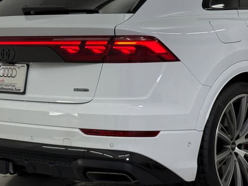 New 2026 Audi Q8 Prestige image 13