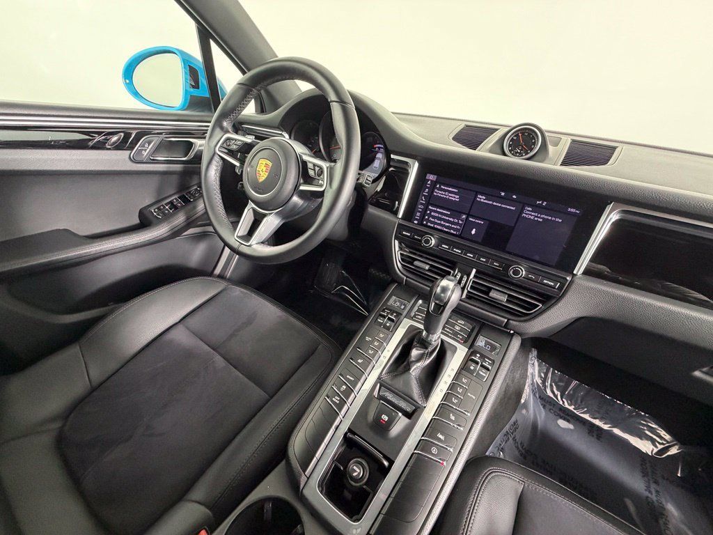 Certified 2021 Porsche Macan S AWD/4WD image 7