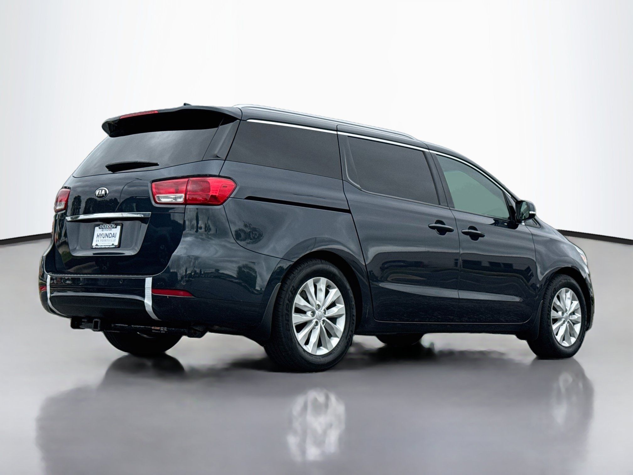 Used 2016 Kia Sedona EX FWD image 7