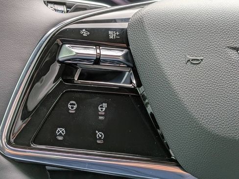 New 2026 Cadillac Lyriq Sport image 28