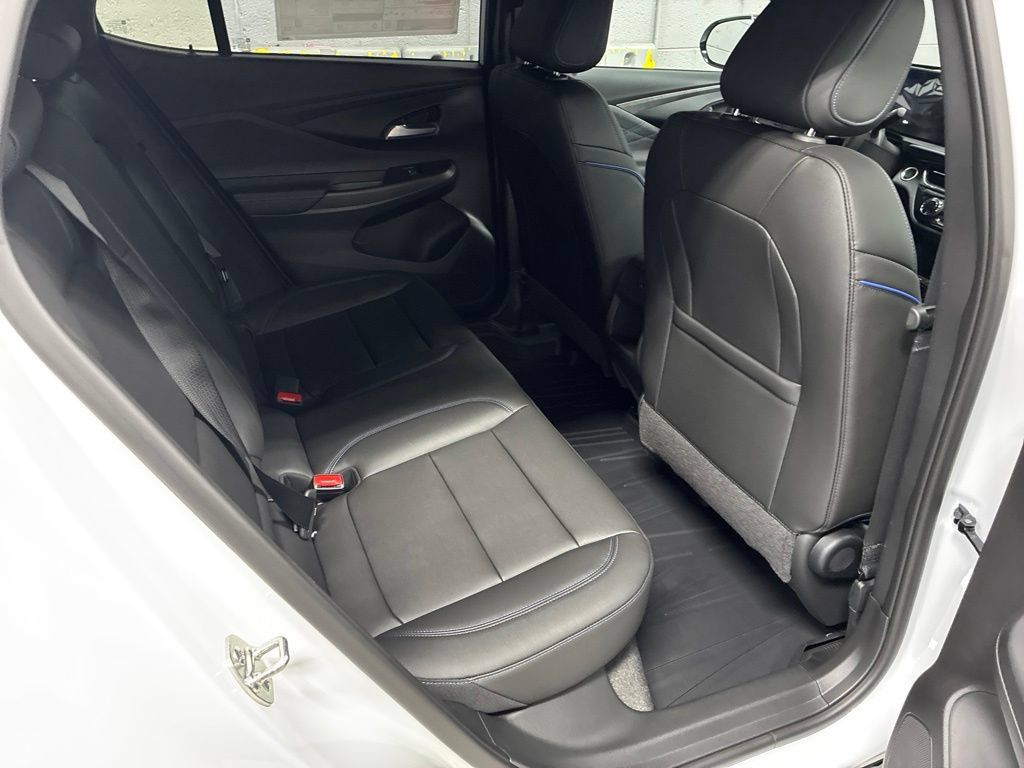 New 2026 Buick Envista Sport Touring w/ Convenience I Package FWD image 9