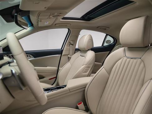 New 2026 Genesis G70 2.5T Prestige image 19