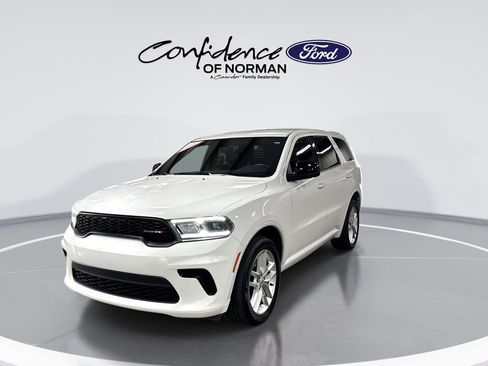 Used 2025 Dodge Durango GT AWD/4WD image 3