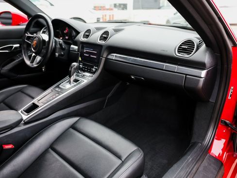 Certified 2022 Porsche 718 Cayman image 26