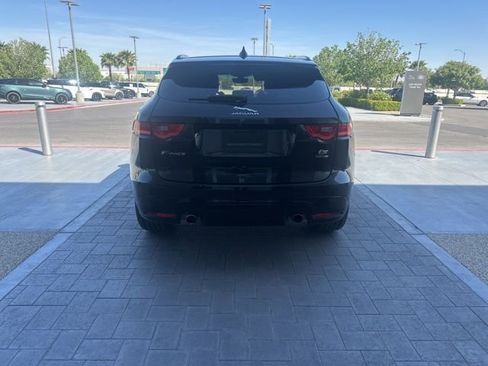 Used 2020 Jaguar F-PACE S image 6