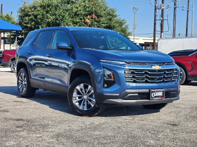 Used 2026 Chevrolet Equinox LT w/ Safety and Technology Package FWD image 1