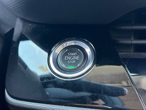 Used 2024 Buick Envision Preferred AWD/4WD image 28