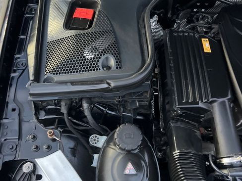 Used 2017 Mercedes-Benz E 300 4MATIC image 45