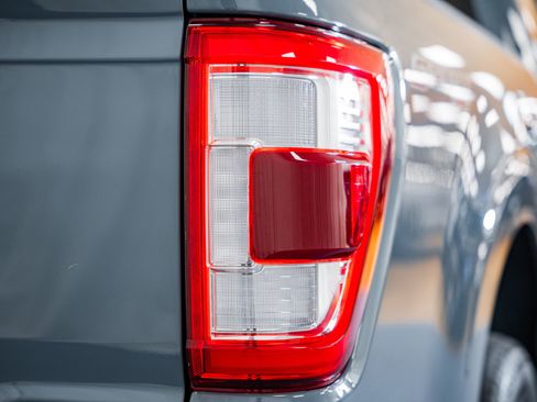 Certified 2023 Ford F150 Lariat w/ Equipment Group 502A High image 22