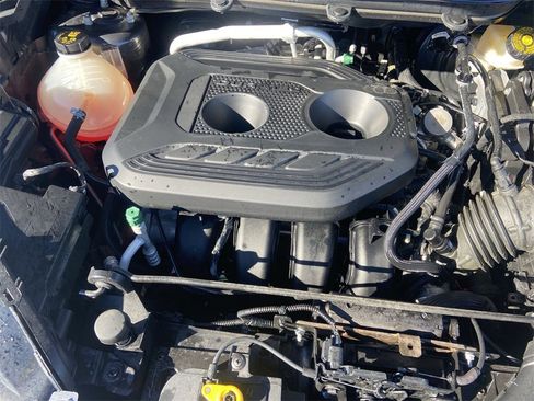 Used 2022 Ford EcoSport SE w/ SE Convenience Package image 30