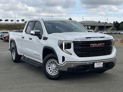 New 2026 GMC Sierra 1500 Pro w/ Pro Value Package