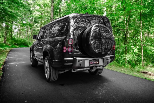 Used 2024 Land Rover Defender 130 X AWD/4WD image 3