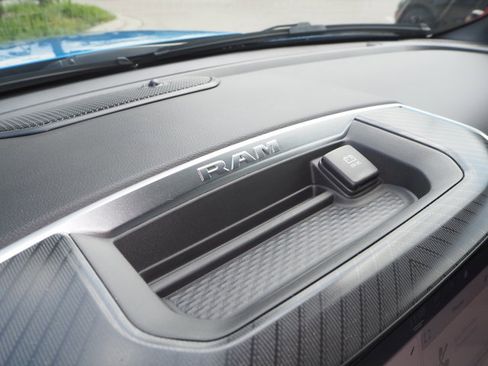 Certified 2025 RAM 1500 Lone Star image 31