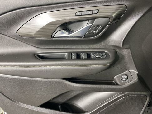 Certified 2021 GMC Terrain SLT image 23