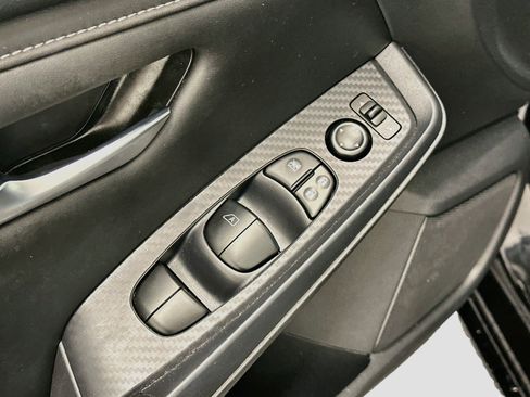 Used 2023 Nissan Sentra SV FWD image 15