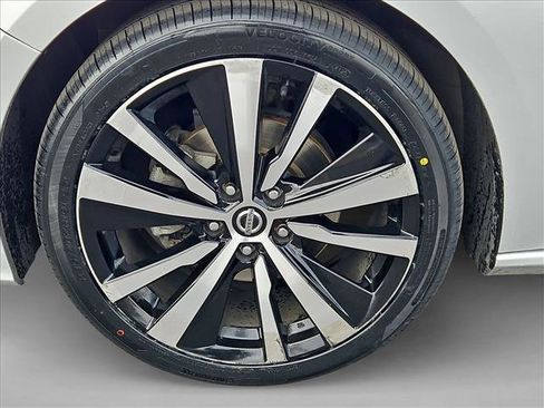 Used 2019 Nissan Altima 2.5 SR image 24