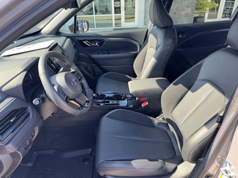Used 2026 Subaru Forester Touring AWD/4WD image 9