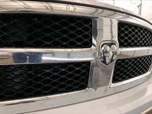 Used 2021 RAM 1500 Tradesman w/ Chrome Plus Package AWD/4WD image 27