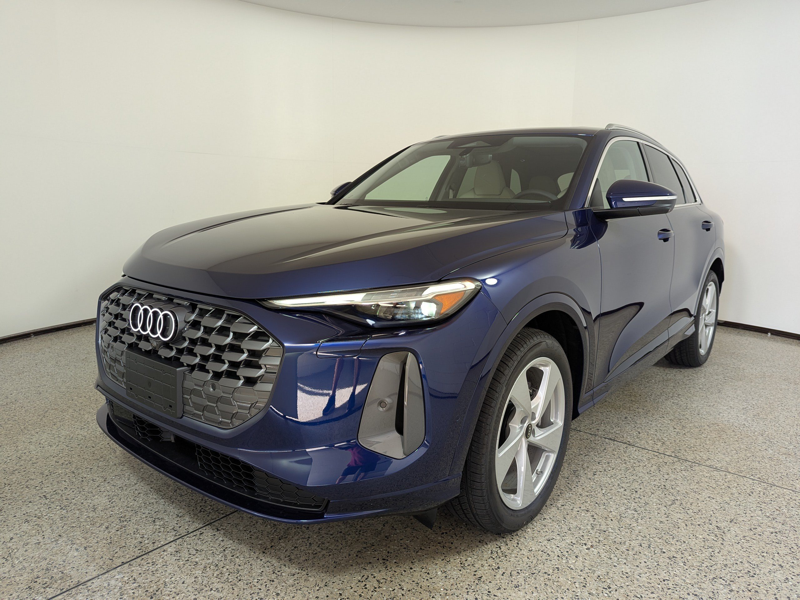 New 2026 Audi Q5 Prestige AWD/4WD image 3