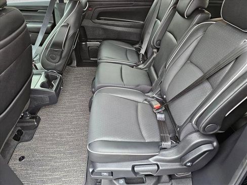 Used 2025 Honda Odyssey Elite image 11