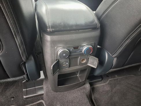 Used 2021 Ford Explorer XLT w/ Equipment Group 202A image 15