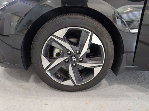 Certified 2023 Hyundai Elantra SEL w/ Convenience Package FWD image 27