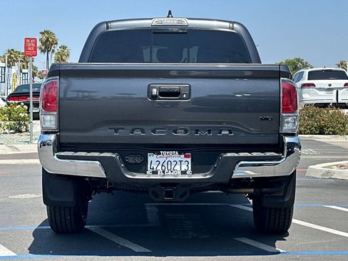Used 2023 Toyota Tacoma TRD Off-Road w/ Black Out Package (TMS) AWD/4WD image 5