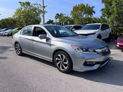 Used 2017 Honda Accord EX-L image 1