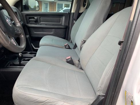 Used 2015 RAM 2500 Tradesman w/ Chrome Appearance Group AWD/4WD image 14