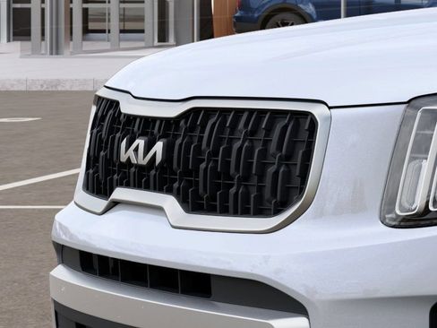 Used 2025 Kia Telluride EX w/ EX Captain's Chair Package FWD image 15