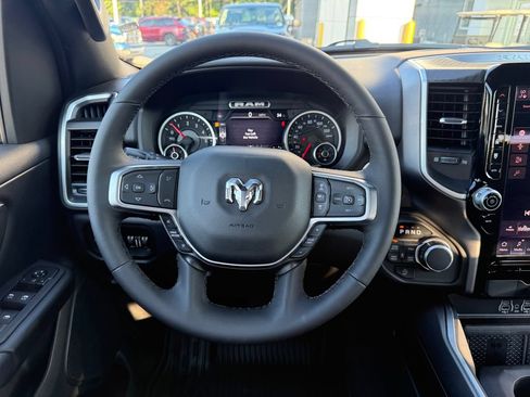 New 2026 RAM 1500 Big Horn AWD/4WD image 10