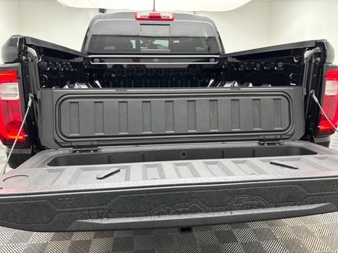 New 2026 GMC Canyon Elevation w/ Convenience Package AWD/4WD image 10