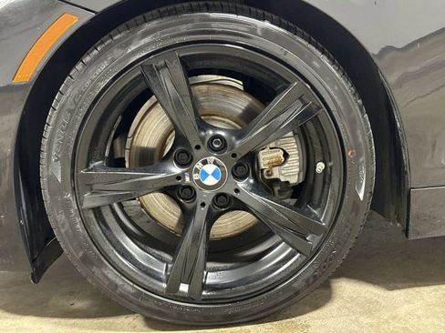 Used 2015 BMW Z4 sDrive35i RWD image 25